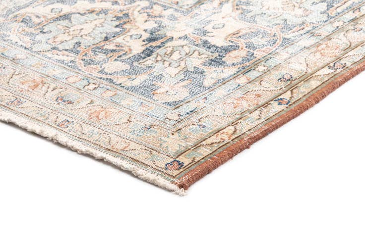 Detail image of 9' 10 x 14' 1 Vintage Royal Wool Rug