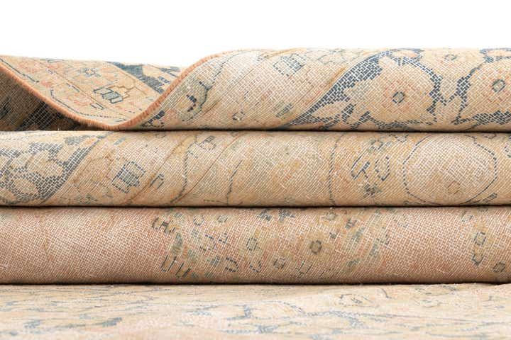 9' 10 x 13' 3 Vintage Royal Wool Rug