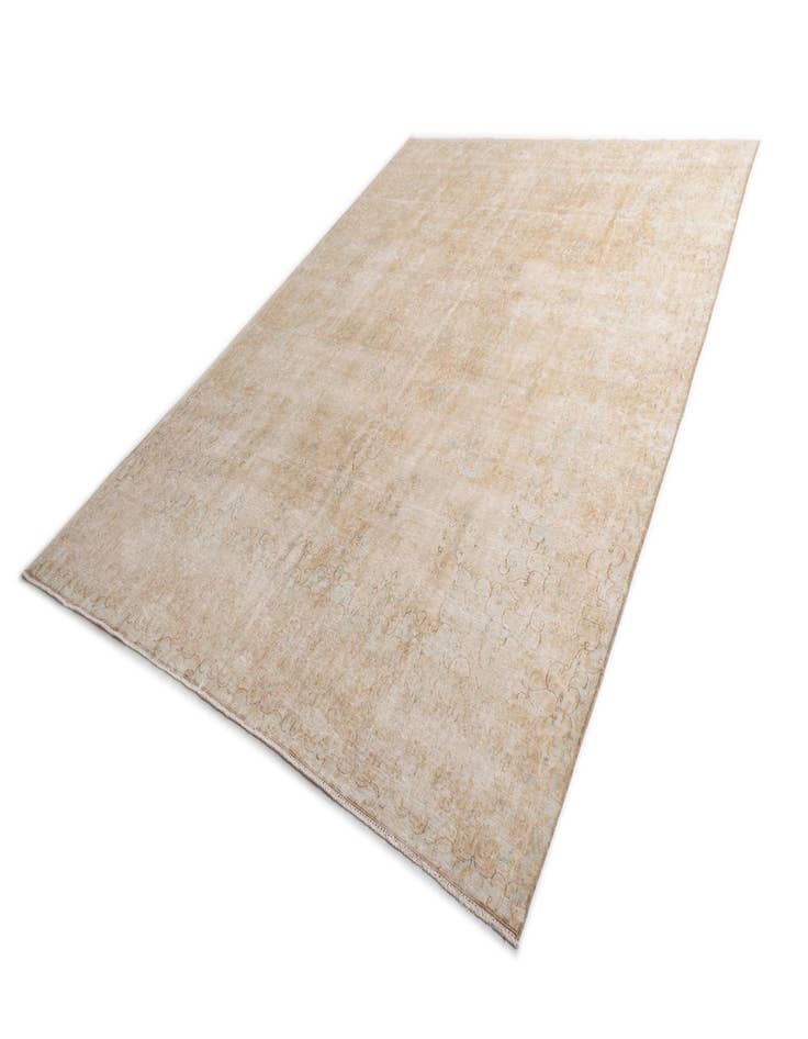 Detail image of 9' 7 x 12' 10 Vintage Royal Wool Rug