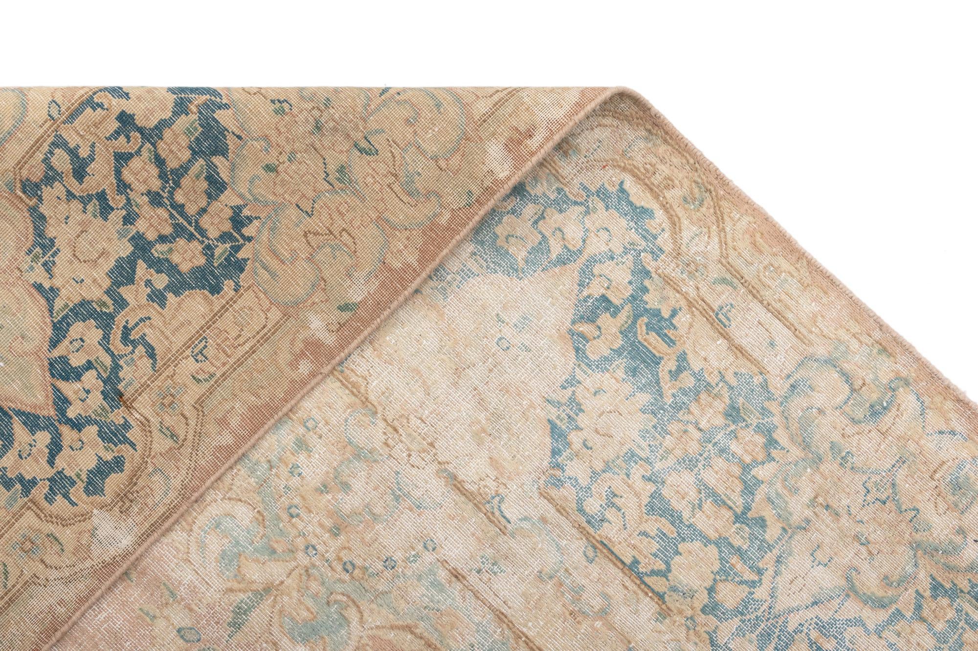 9' 9 x 12' 10 Vintage Royal Wool Rug