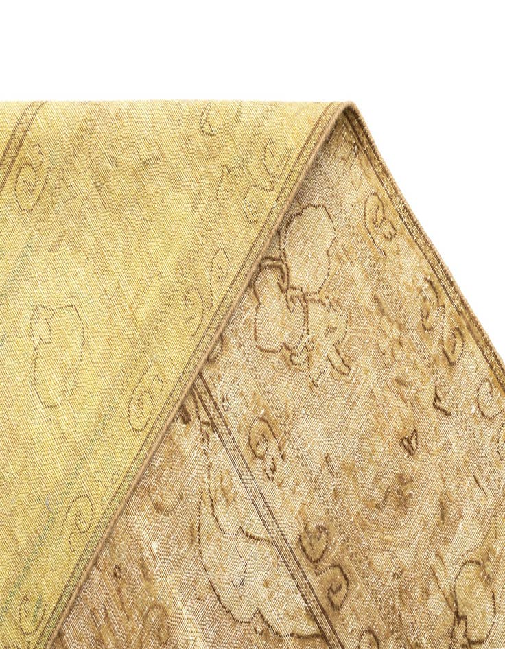 Detail image of 9' 5 x 12' 8 Vintage Royal Wool Rug