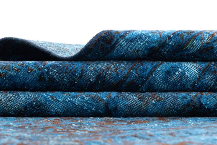 Detail image of 9' 11 x 13' 1 Vintage Royal Wool Rug
