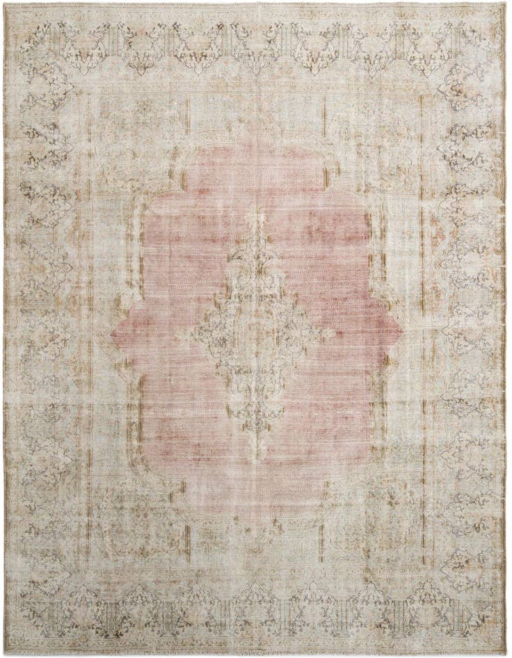 Detail image of 9' 7 x 12' 3 Vintage Royal Wool Rug