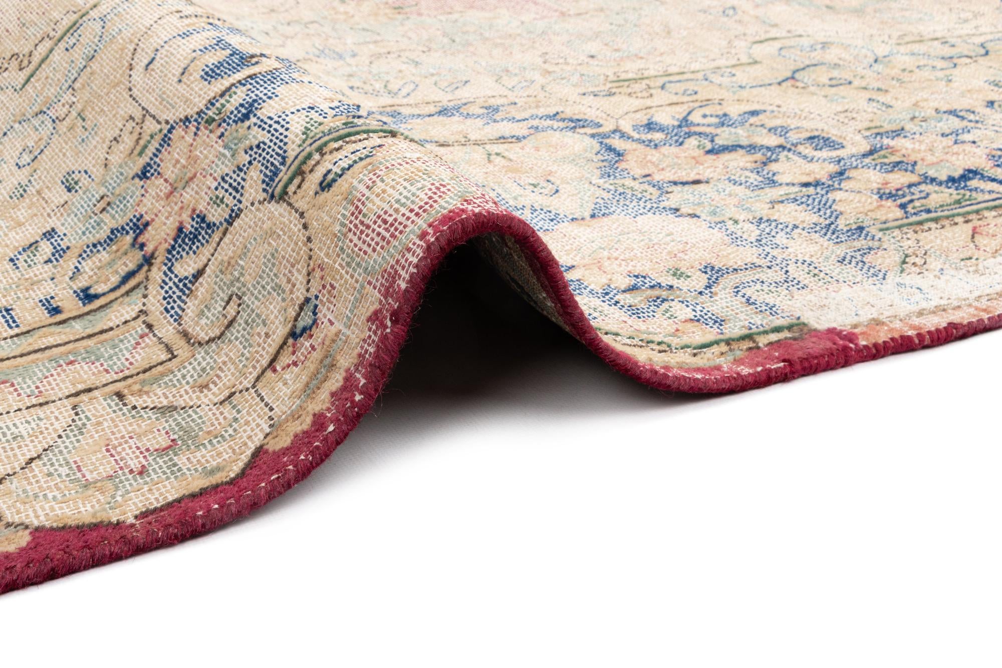 9' 9 x 13' 2 Vintage Royal Wool Rug
