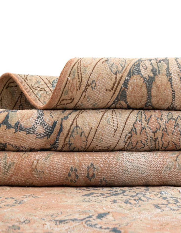 Detail image of 9' 5 x 12' 8 Vintage Royal Wool Rug