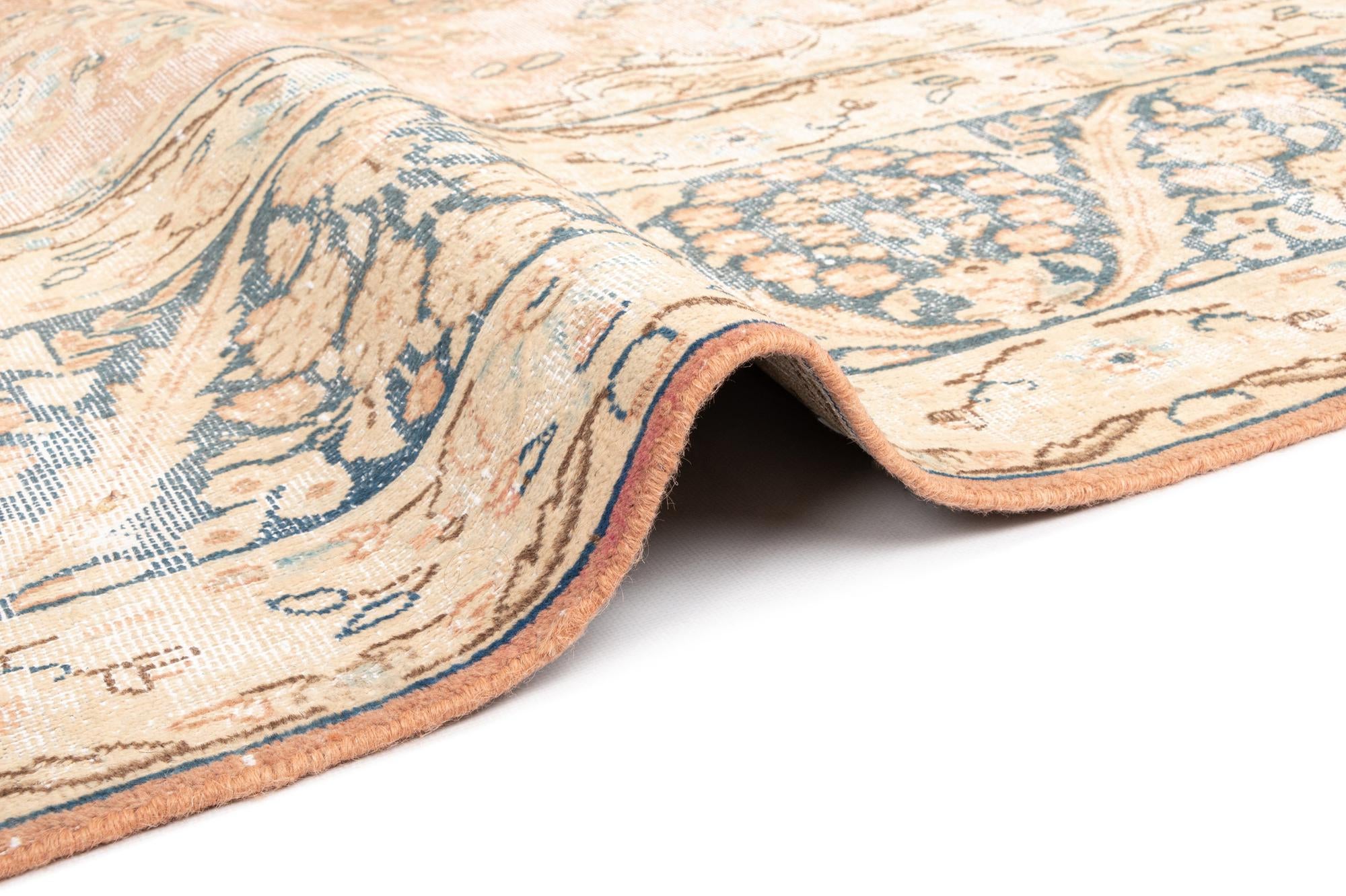 9' 6 x 12' 5 Vintage Royal Wool Rug