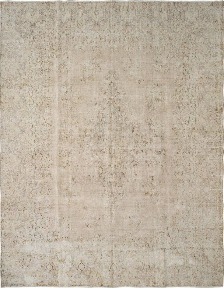 Detail image of 9' 8 x 13' 1 Vintage Royal Wool Rug