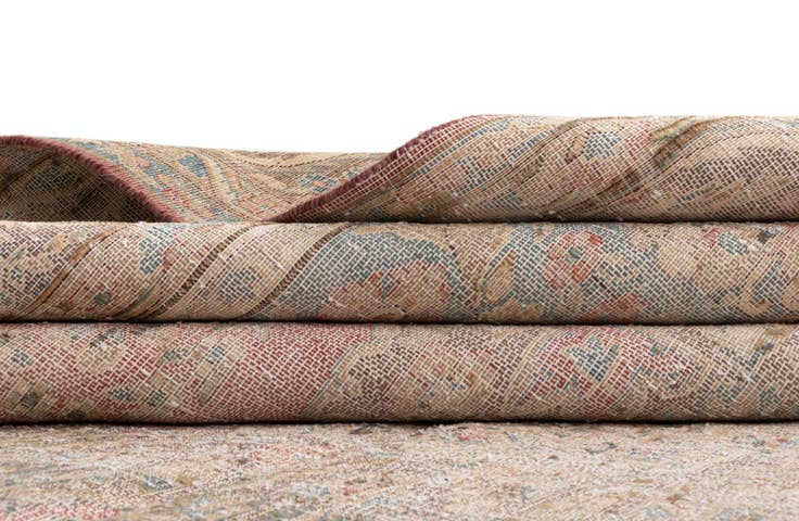 Detail image of 9' 7 x 12' 11 Vintage Royal Wool Rug