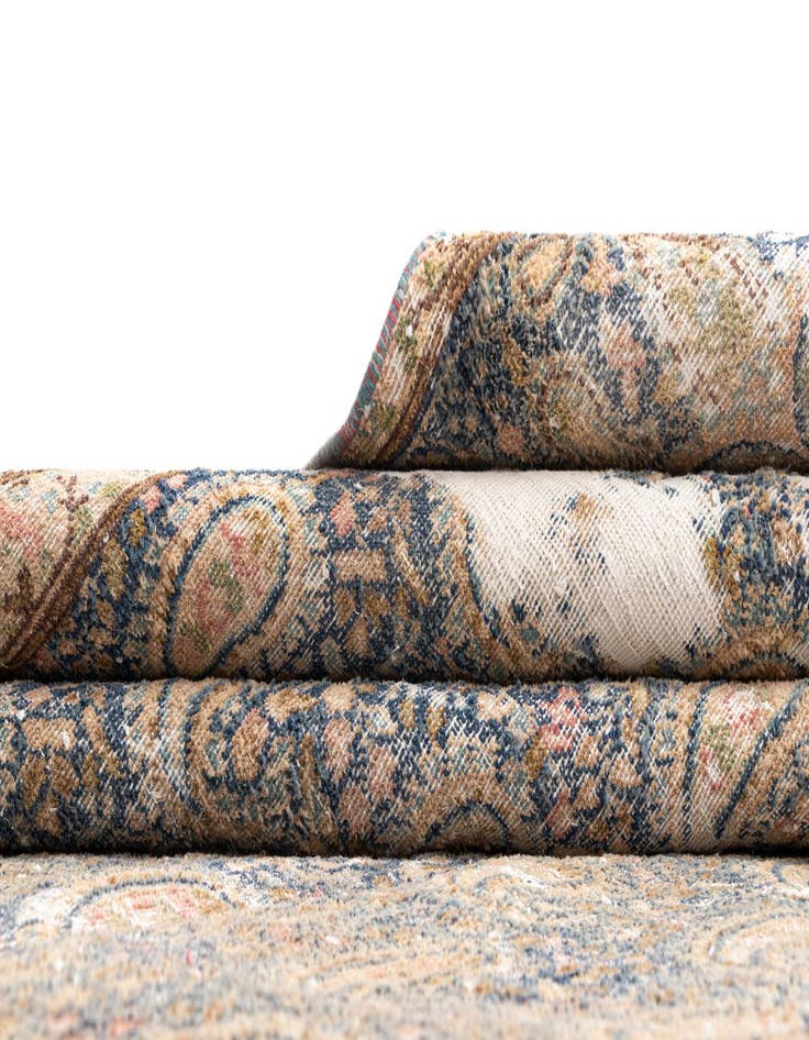 Detail image of 9' 10 x 12' Vintage Royal Wool Rug