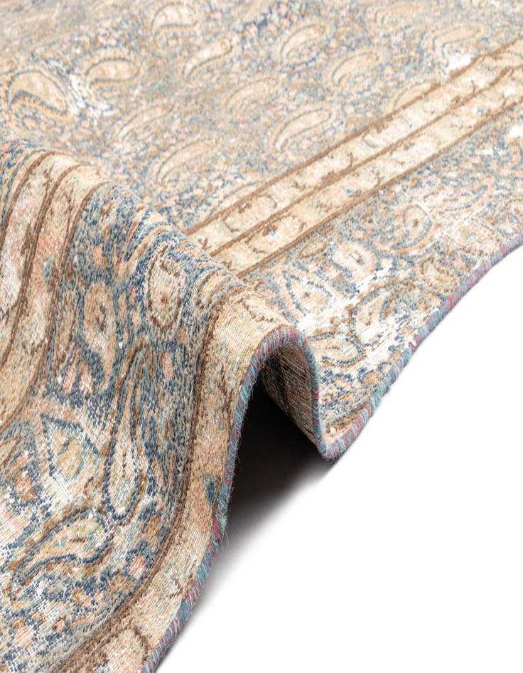 Detail image of 9' 10 x 12' Vintage Royal Wool Rug