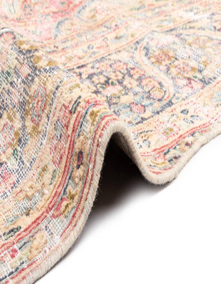 Detail image of 10' x 13' 4 Vintage Royal Wool Rug