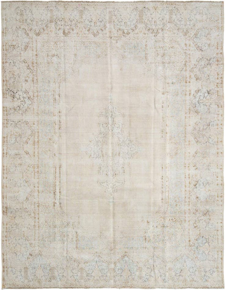 Detail image of 9' 5 x 11' 10 Vintage Royal Wool Rug