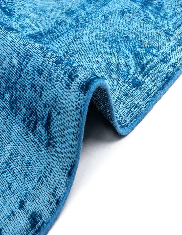 Detail image of 9' 3 x 12' 8 Vintage Royal Wool Rug