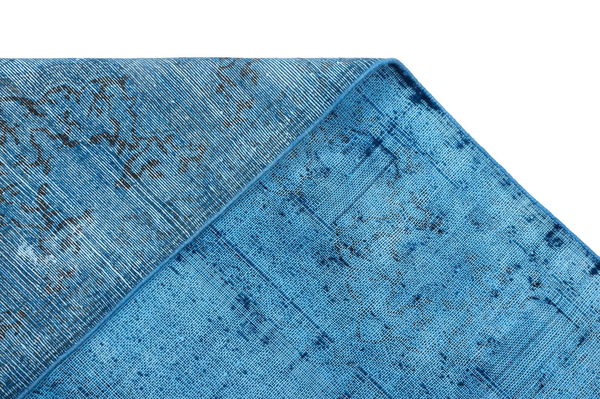 9' 3 x 12' 8 Vintage Royal Wool Rug