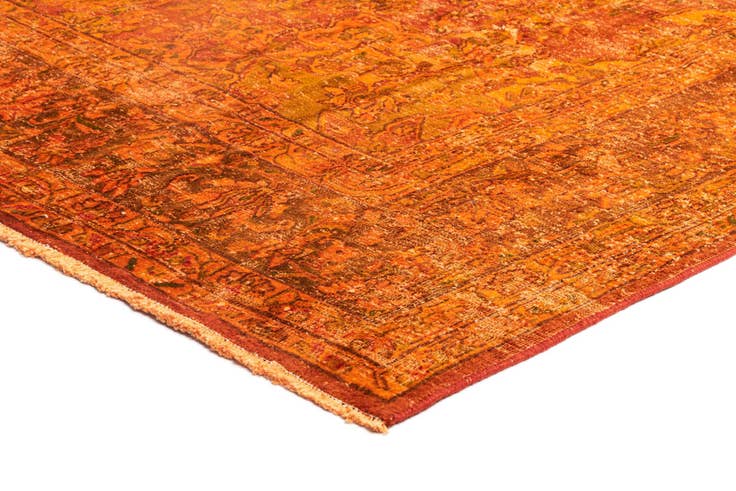 Detail image of 9' 8 x 12' 6 Vintage Royal Wool Rug