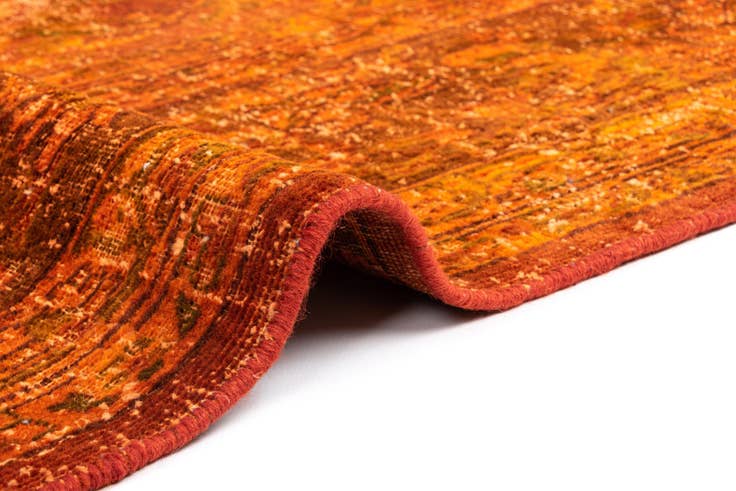 Detail image of 9' 8 x 12' 6 Vintage Royal Wool Rug