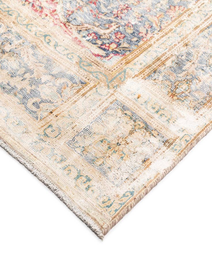 Detail image of 9' 3 x 11' 9 Vintage Royal Wool Rug