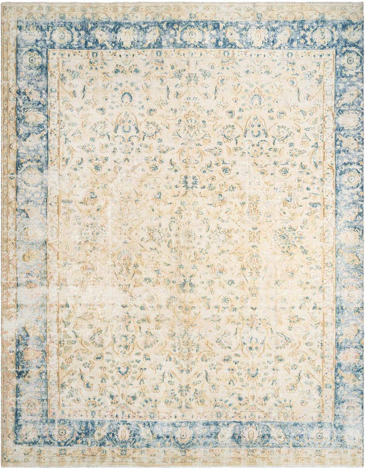Detail image of 9' 5 x 13' 4 Vintage Royal Wool Rug