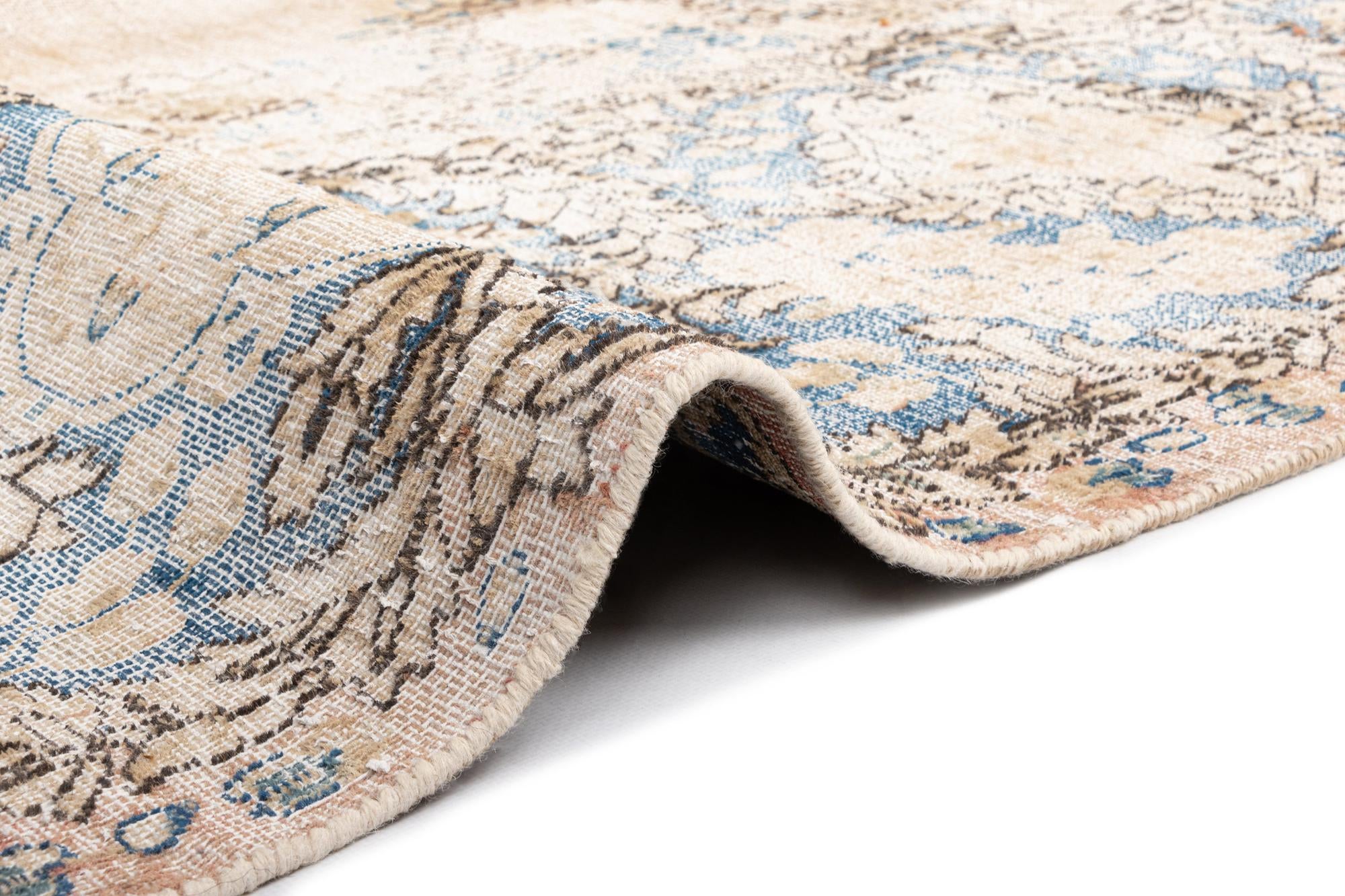 9' 10 x 13' 3 Vintage Royal Wool Rug