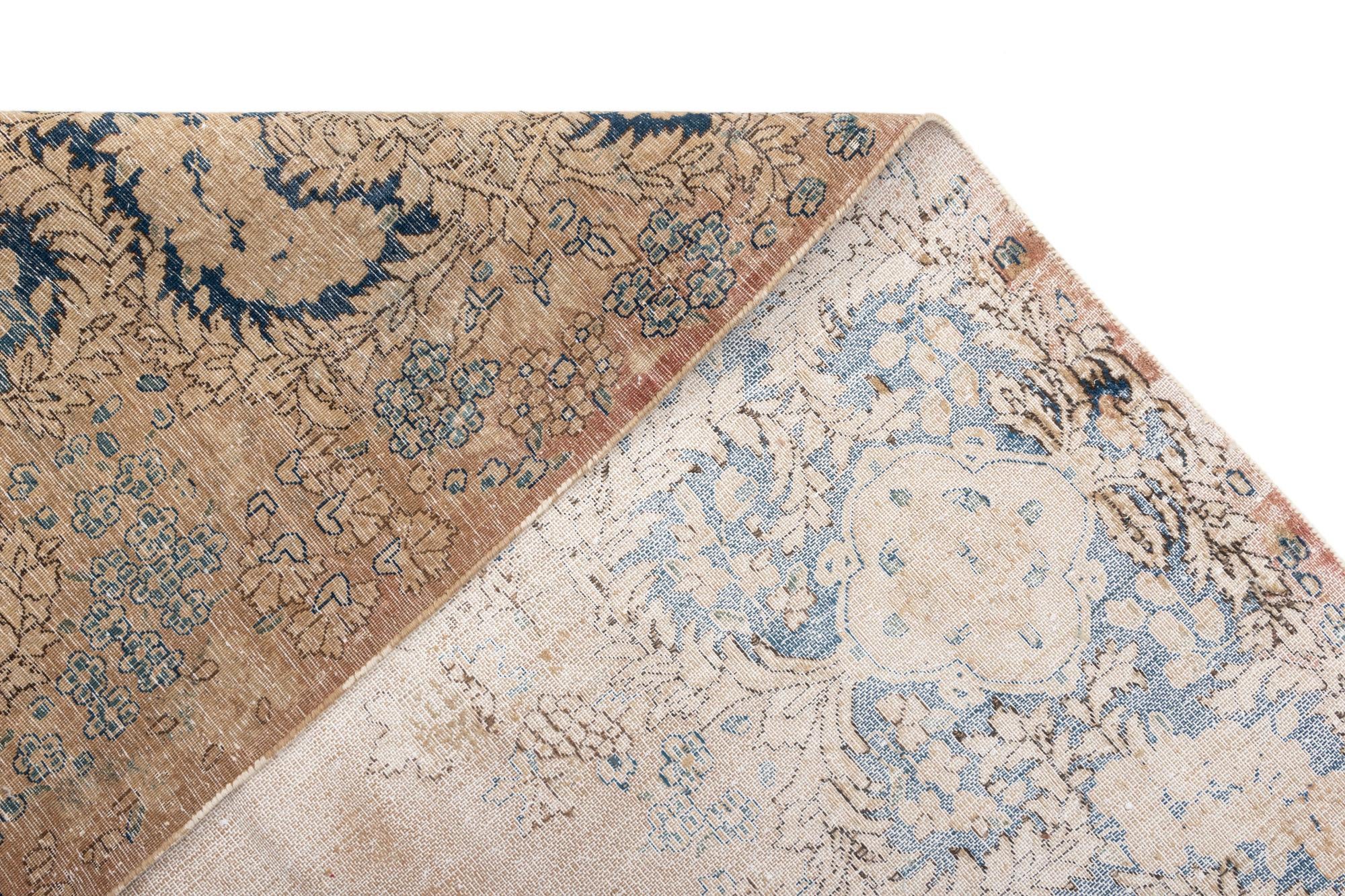 9' 10 x 13' 3 Vintage Royal Wool Rug