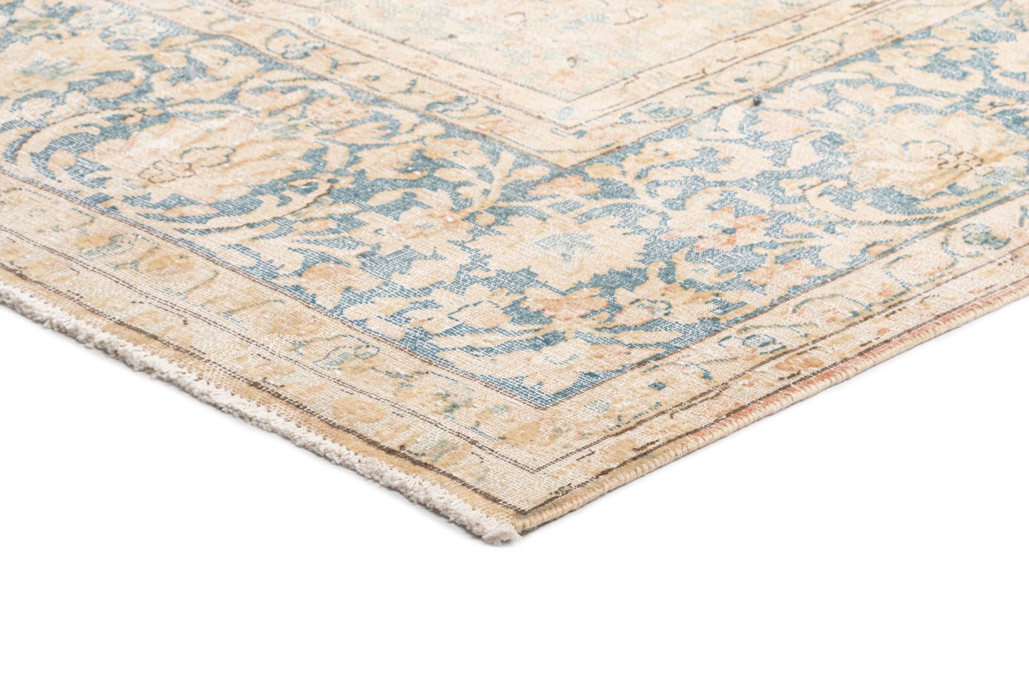 9' 8 x 12' 8 Vintage Royal Wool Rug