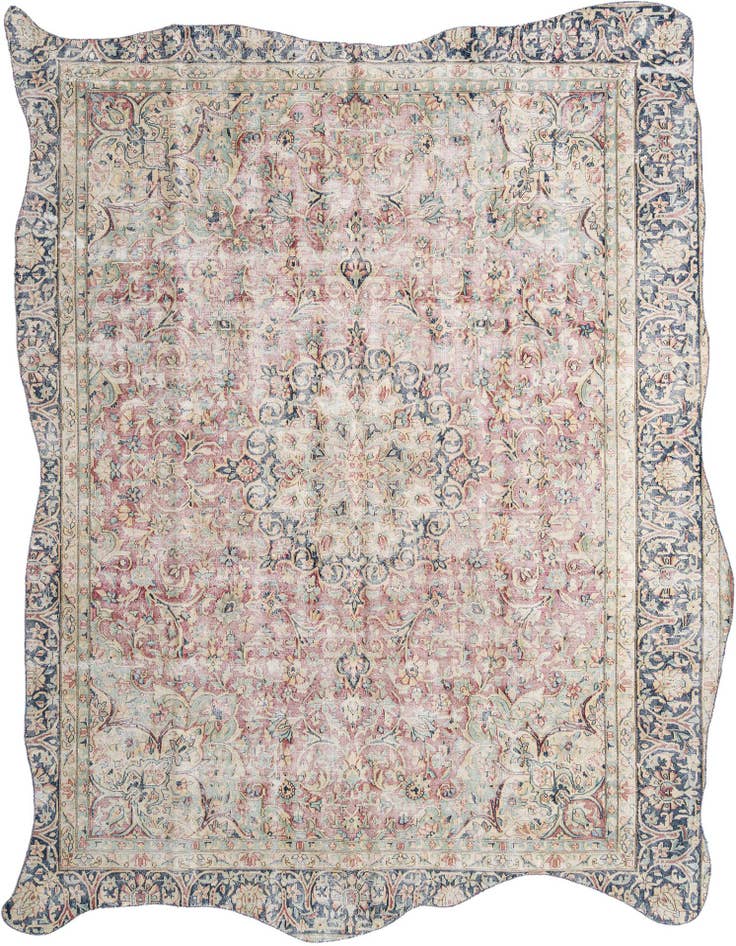 Detail image of 8' 5 x 11' 10 Vintage Royal Wool Rug