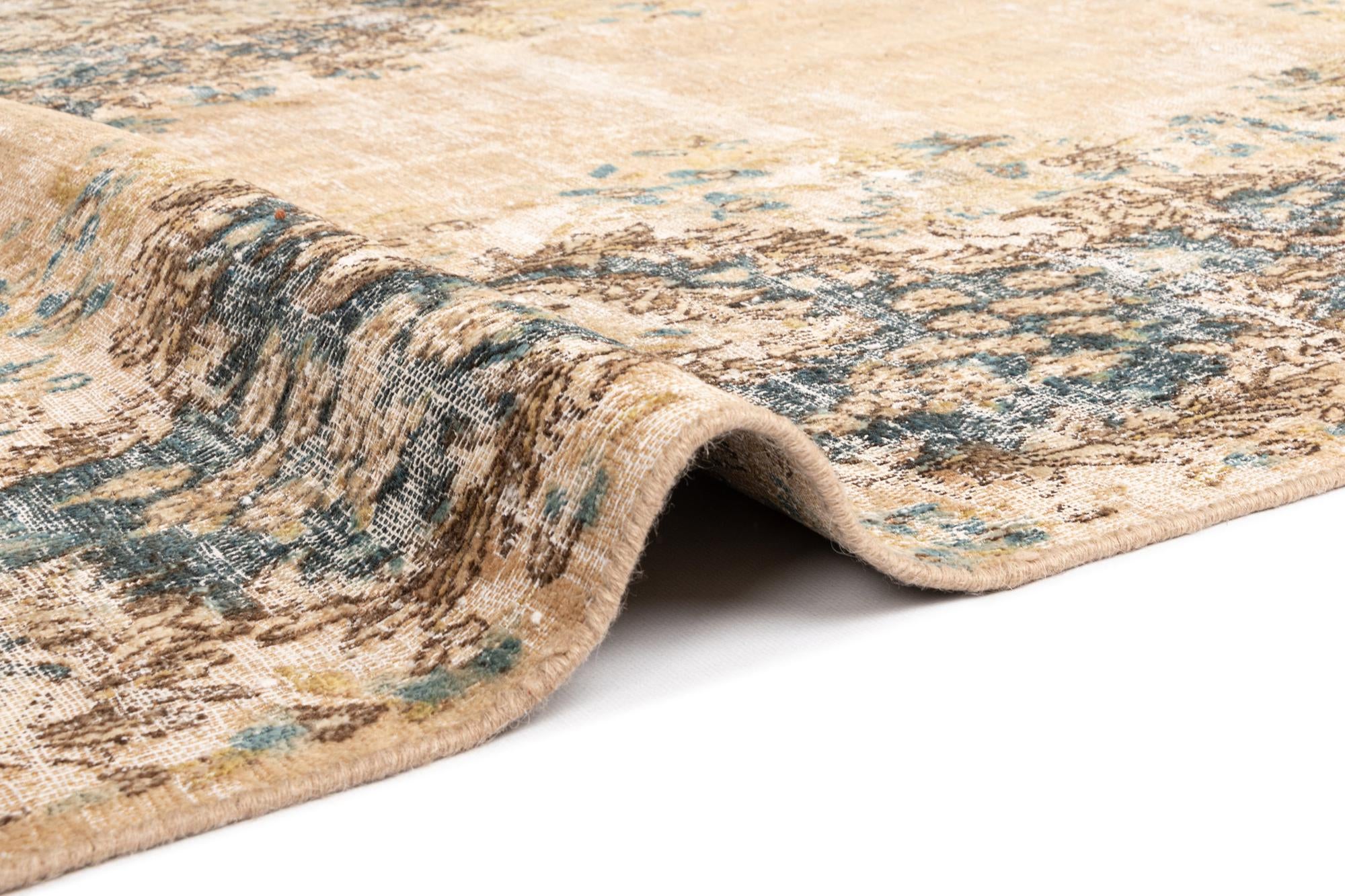 9' 2 x 13' 8 Vintage Royal Wool Rug