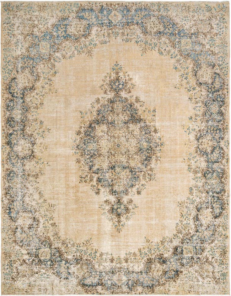 Detail image of 9' 2 x 13' 8 Vintage Royal Wool Rug