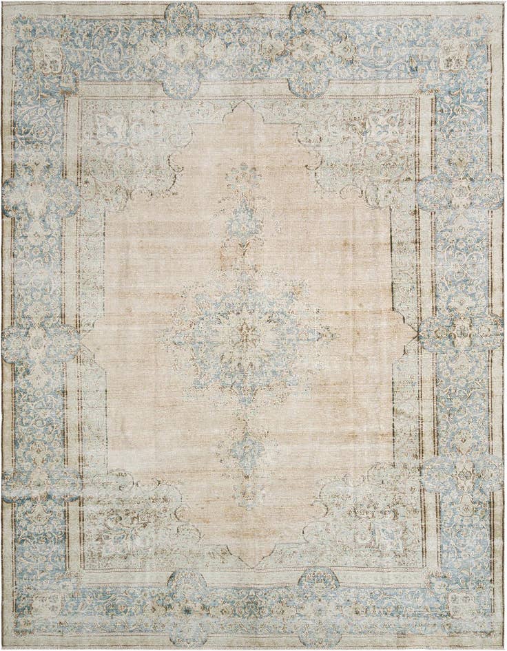 Detail image of 9' 5 x 13' 3 Vintage Royal Wool Rug