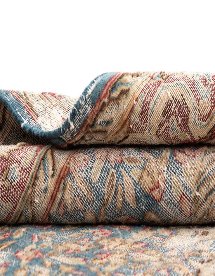 Detail image of 4' 11 x 7' 10 Vintage Royal Wool Rug