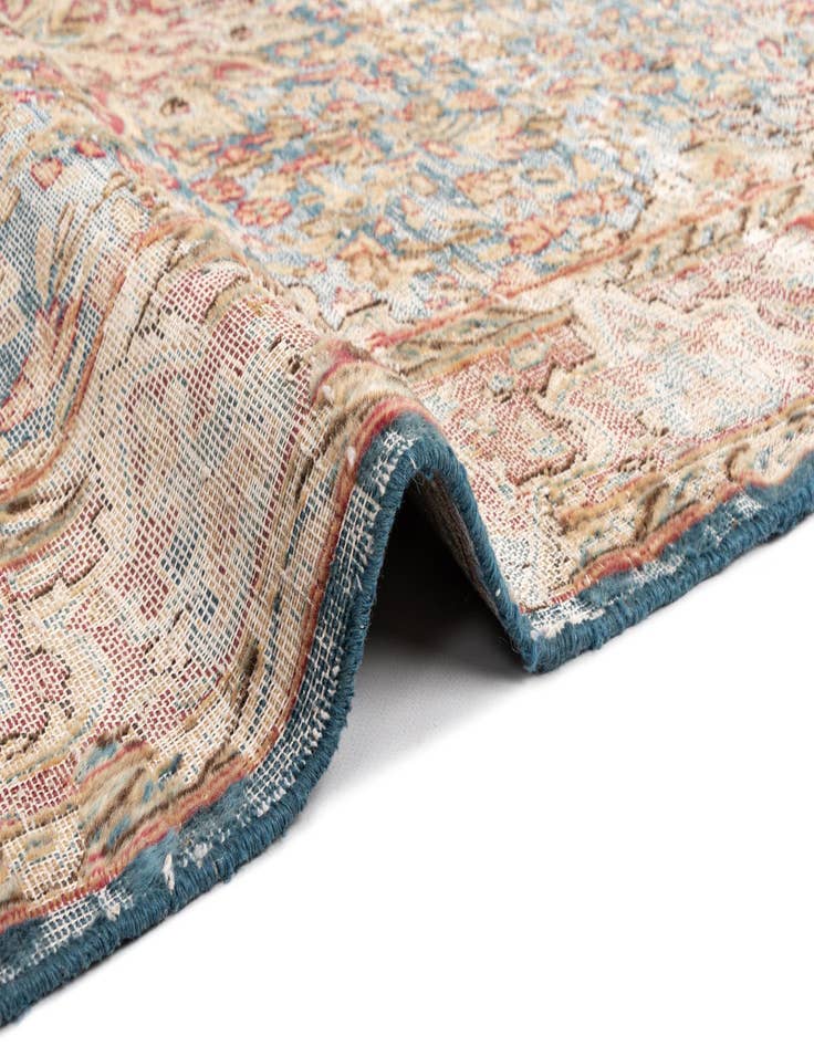 Detail image of 4' 11 x 7' 10 Vintage Royal Wool Rug