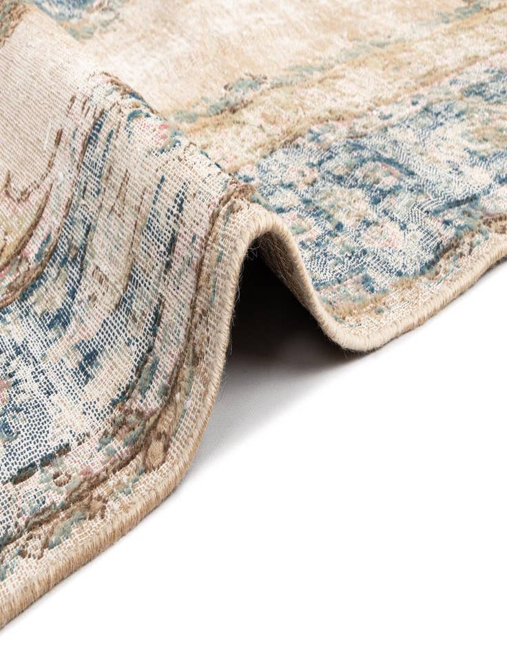 Detail image of 5' 11 x 9' 1 Vintage Royal Wool Rug