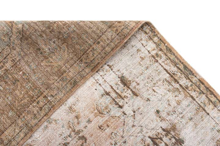 7' x 9' 5 Vintage Royal Wool Rug