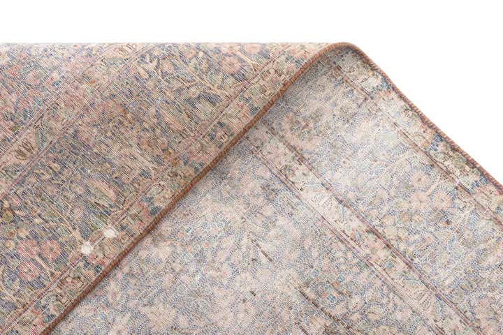 4' 10 x 7' 10 Vintage Royal Wool Rug