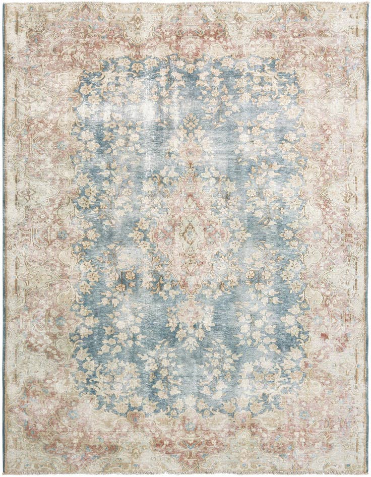 Detail image of 6' 7 x 9' 5 Vintage Royal Wool Rug