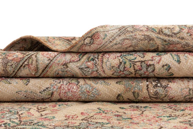 Detail image of 7' 10 x 11' 1 Vintage Royal Wool Rug