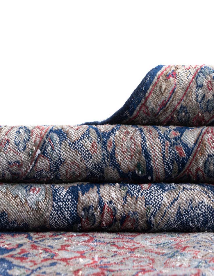 Detail image of 9' 9 x 13' Vintage Royal Wool Rug