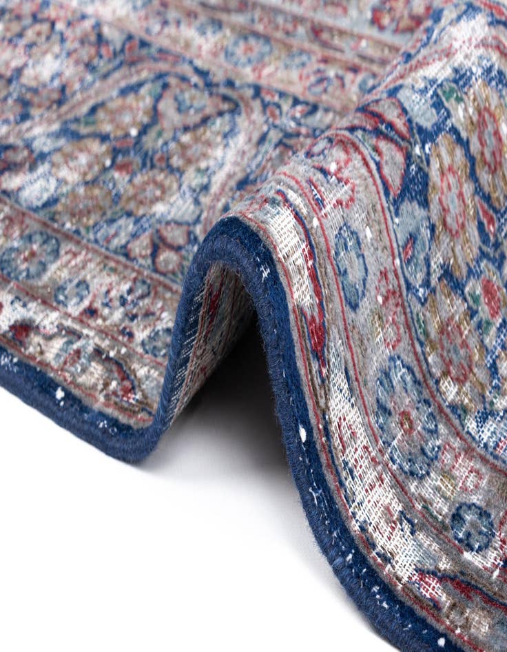 Detail image of 9' 9 x 13' Vintage Royal Wool Rug