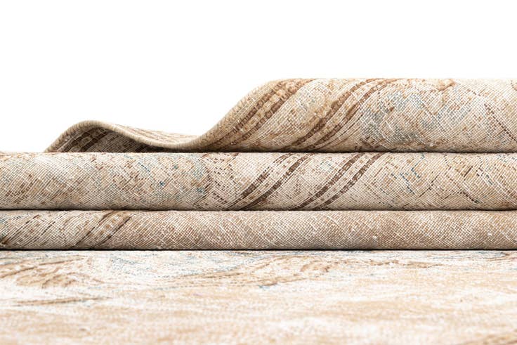 Detail image of 8' 10 x 12' 2 Vintage Royal Wool Rug