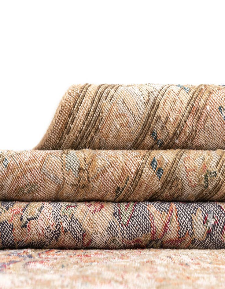 Detail image of 9' 6 x 12' 10 Vintage Royal Wool Rug