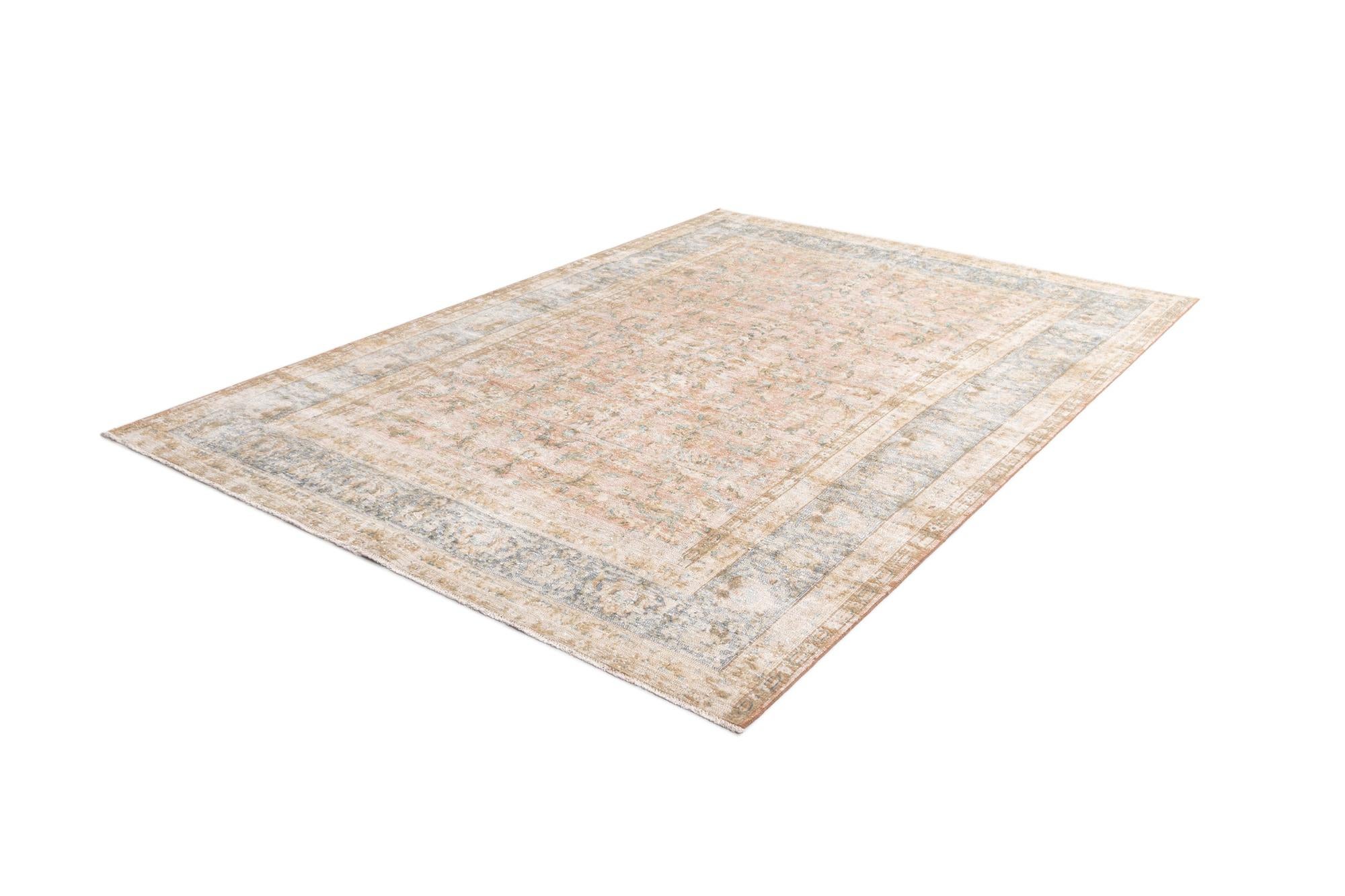 7' 10 x 11' Vintage Royal Wool Rug