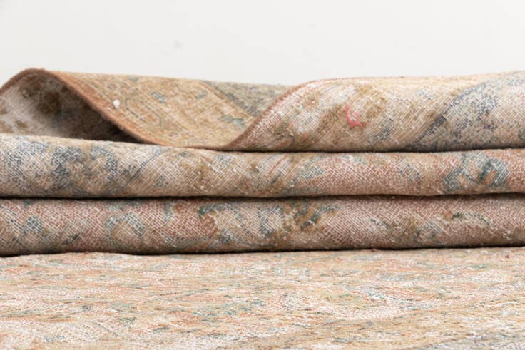 Detail image of 7' 10 x 11' Vintage Royal Wool Rug