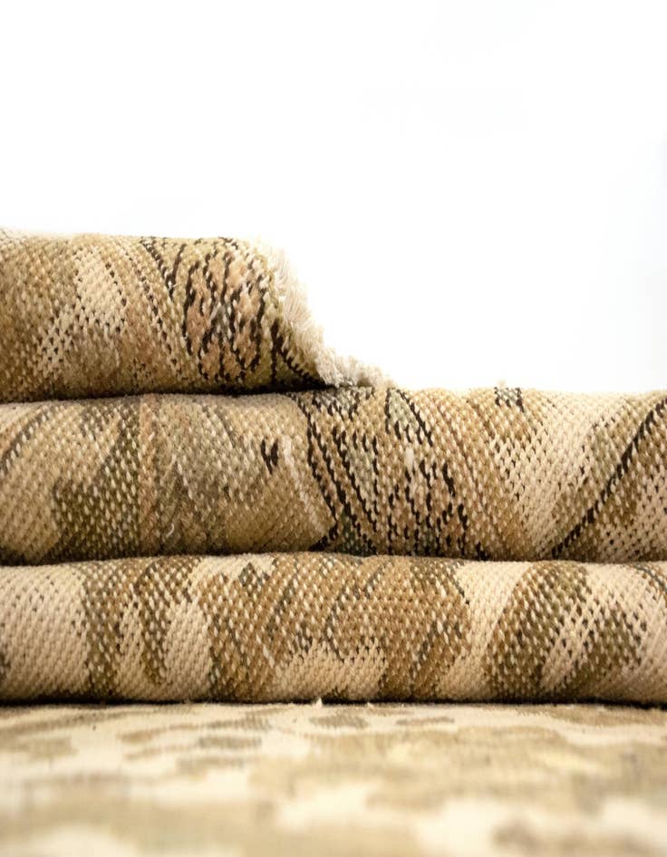 Detail image of 9' 4 x 12' 3  Hand Knotted Vintage Royal Persian Wool Rug