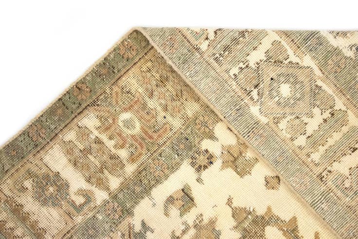 Detail image of 9' 4 x 12' 3 Hand Knotted Vintage Royal Persian Wool Rug