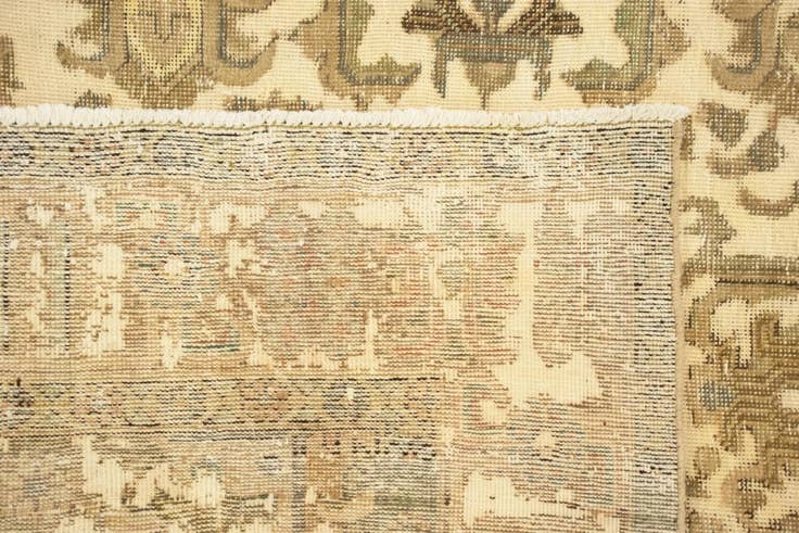 Detail image of 9' 4 x 12' 3 Hand Knotted Vintage Royal Persian Wool Rug