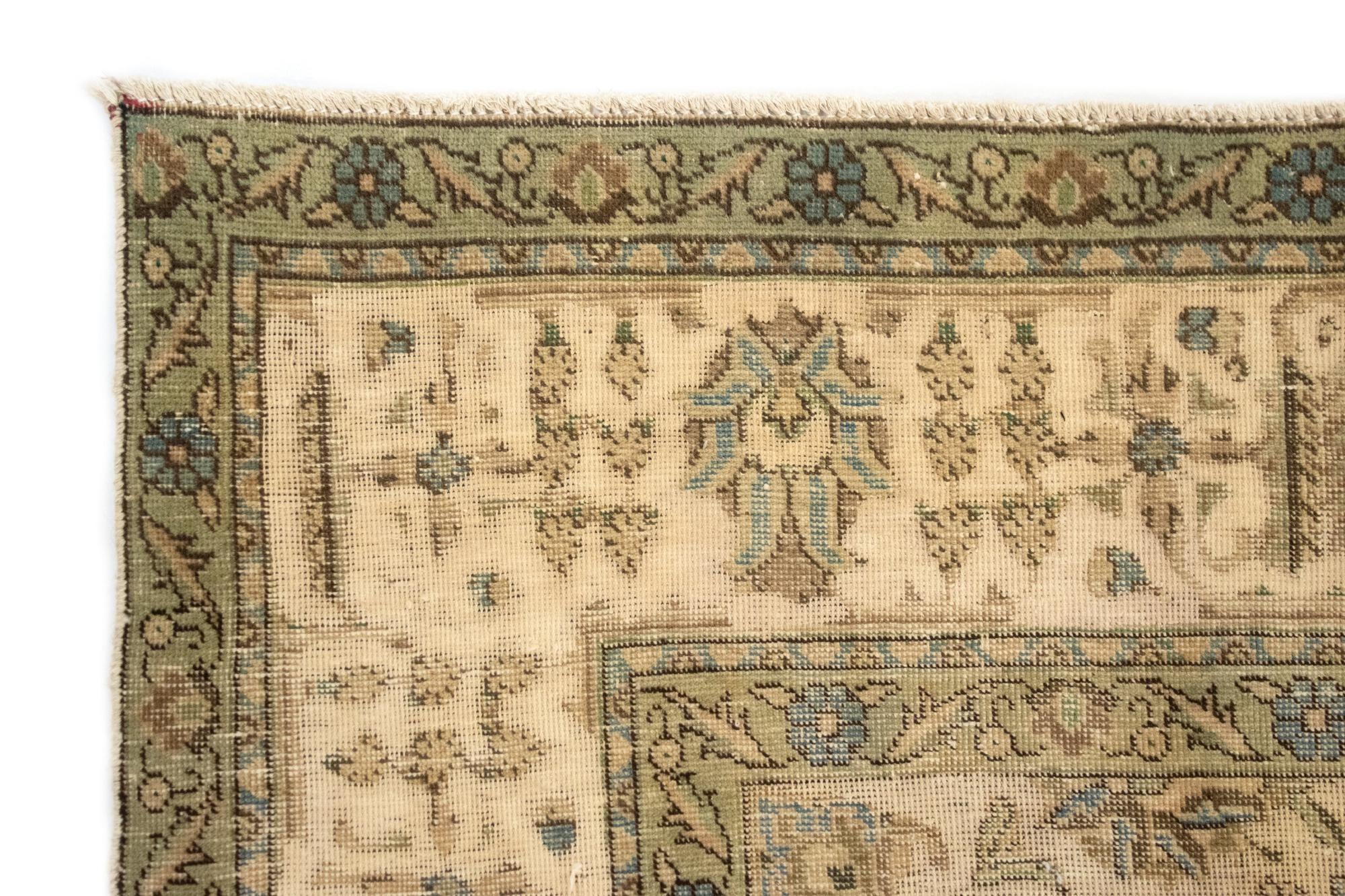 9' 11 x 12' 10 Hand Knotted Vintage Royal Persian Wool Rug