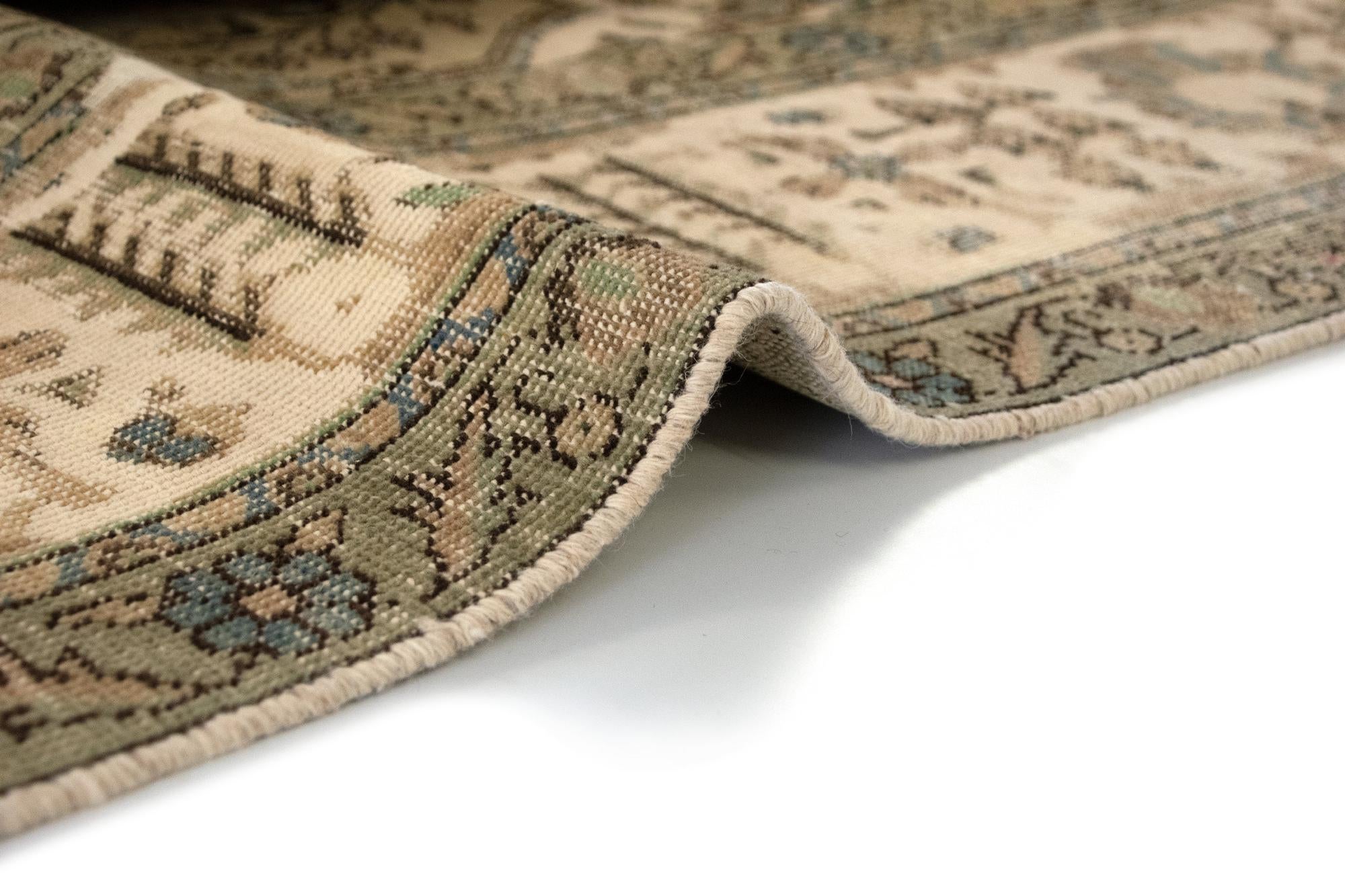 9' 11 x 12' 10 Hand Knotted Vintage Royal Persian Wool Rug