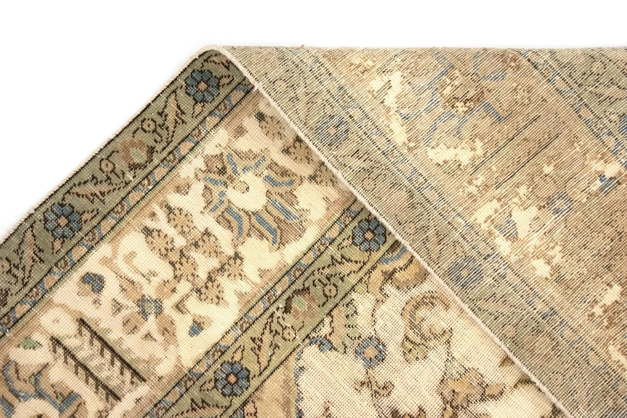 9' 11 x 12' 10 Hand Knotted Vintage Royal Persian Wool Rug
