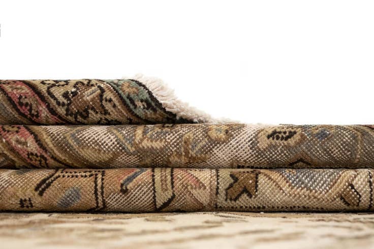 Detail image of 9' 9 x 13' Hand Knotted Vintage Royal Persian Wool Rug