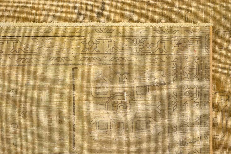 Detail image of 9' 8 x 13' Hand Knotted Vintage Royal Persian Wool Rug